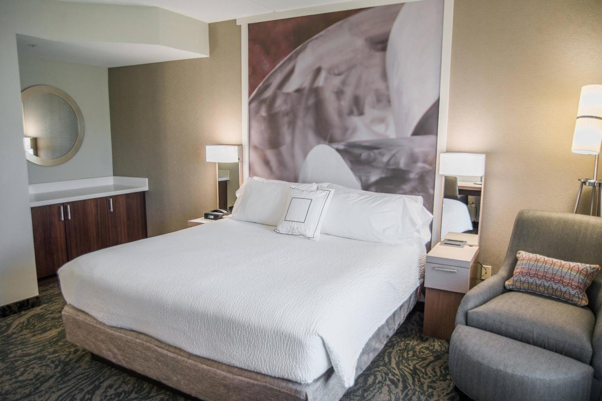 Courtyard By Marriott Hickory Hotel Exterior foto