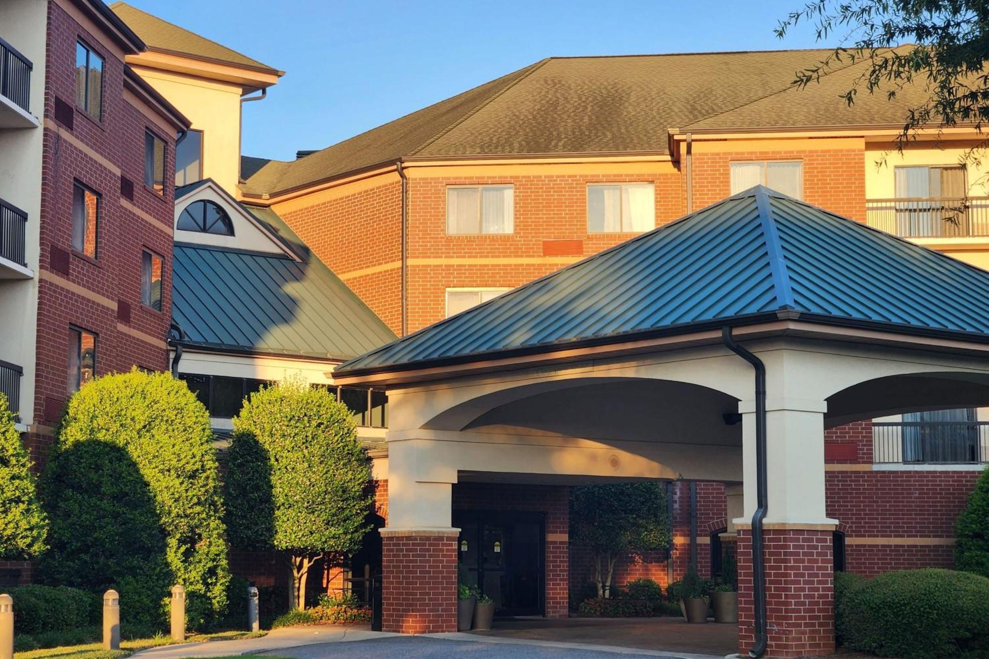 Courtyard By Marriott Hickory Hotel Exterior foto